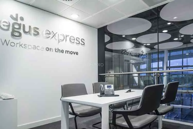 regus sector v coworking space 1290_806214.webp