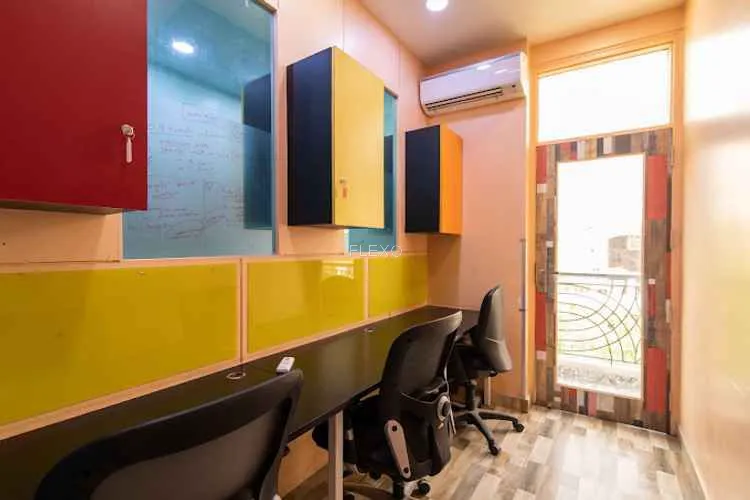 daftar cowork model town model town coworking space 1356_238133.webp