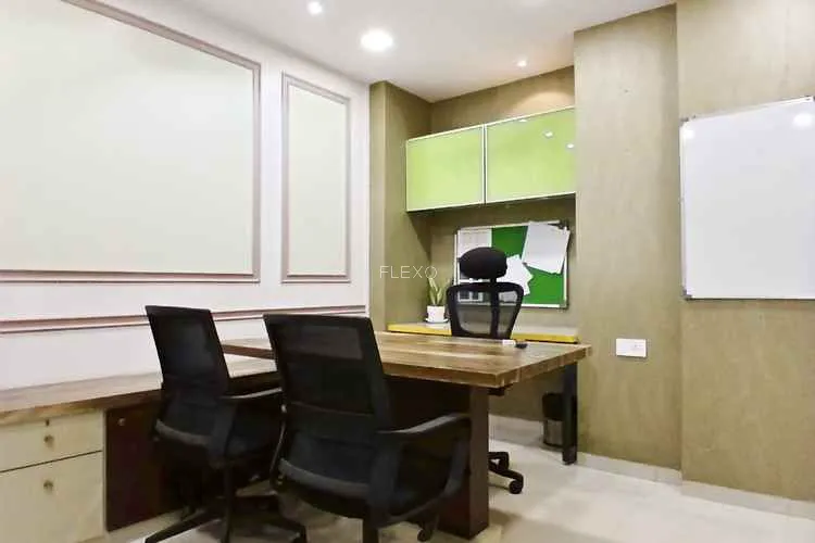 hour space colaba coworking space 140_124228.webp