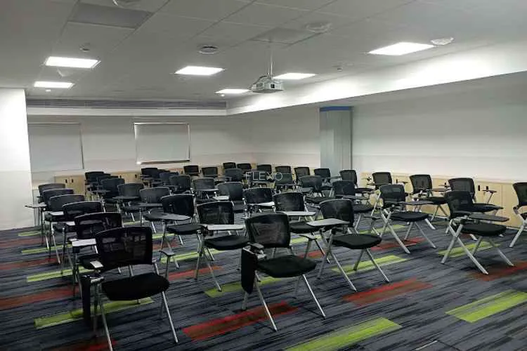 incuspaze sector 64 sector 64 coworking space 1499_154504.webp