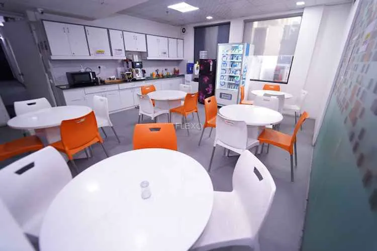 re office sector 16 sector 16 coworking space 1507_824965.webp