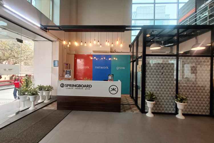 91springboard sector 44 coworking space 1531_230260.jpeg