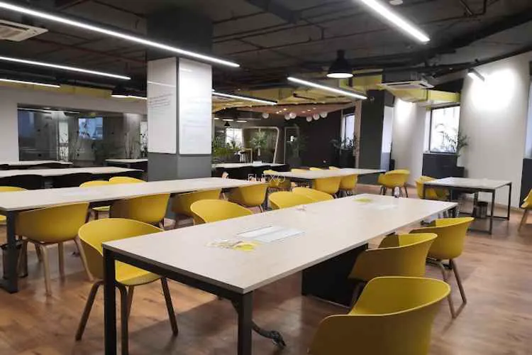 plus offices sector 67 sector 67 coworking space 1552_635266.webp