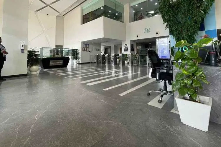 incuspaze sector 18 coworking space 1588_126584.webp