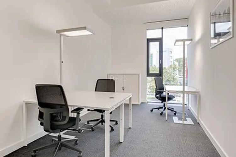 regus sector 39 sector 39 coworking space 1590_390810.webp