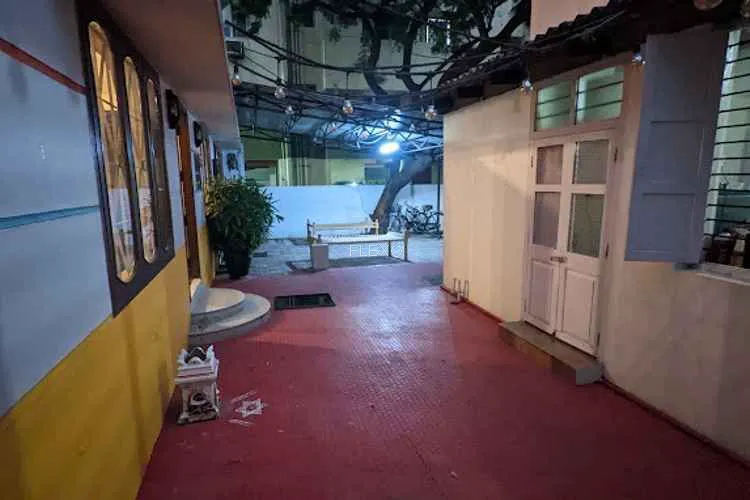 backyard adyar adyar coworking space 1713_600158.webp