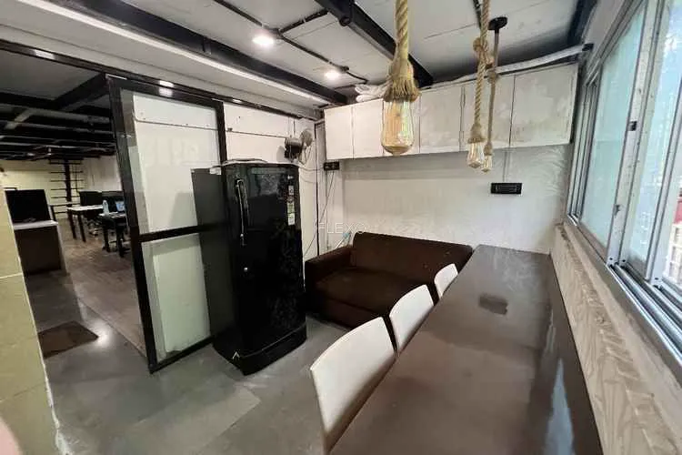 bring your own business lower parel lower parel coworking space 173_616191.webp