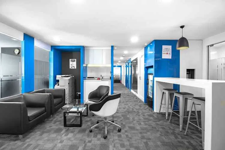 regus juhu juhu coworking space 1811_342588.webp
