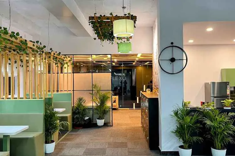 hustle space cowork hebbal hebbal coworking space 1819_908865.webp