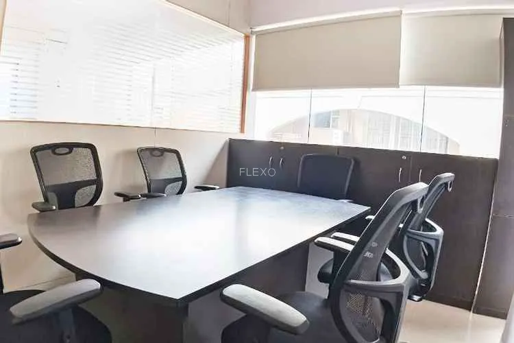 desk space infantry cross road infantry cross road coworking space 1841_907417.webp