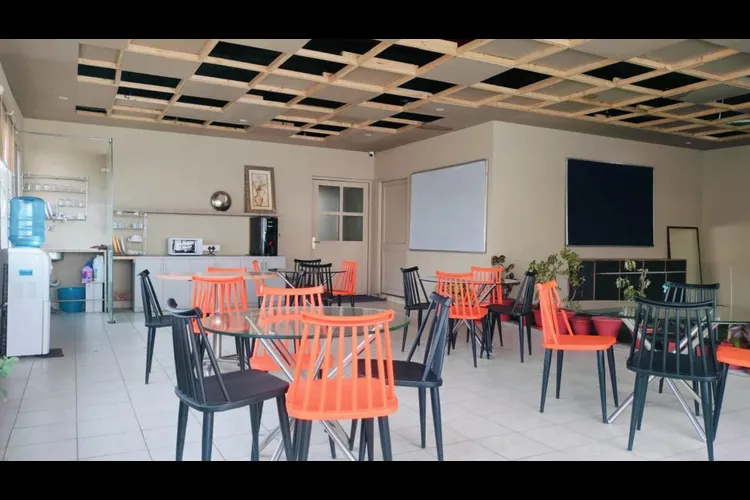 spacejam coworking industrial area phase i coworking space 2335_836345.webp