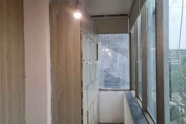 crescent business park andheri east private office 2343_581012.webp