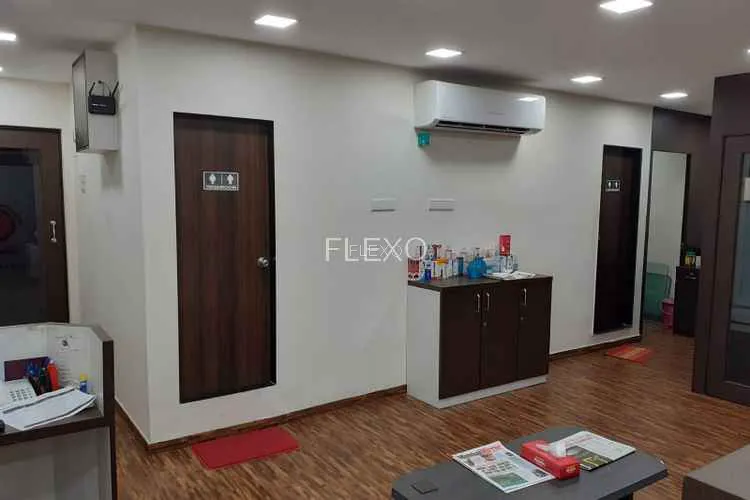 crescent business park andheri east private office 2438_999979.webp
