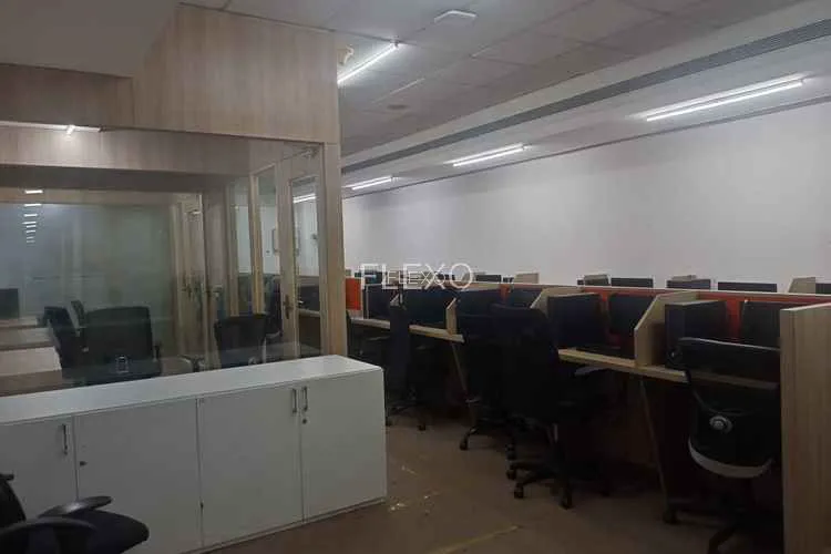 raheja plaza ghatkopar private office 2439_351720.webp