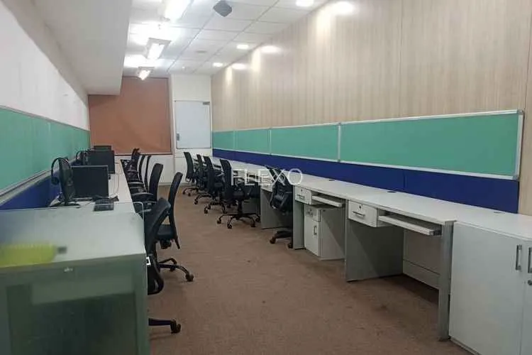 raheja plaza ghatkopar private office 2439_607200.webp
