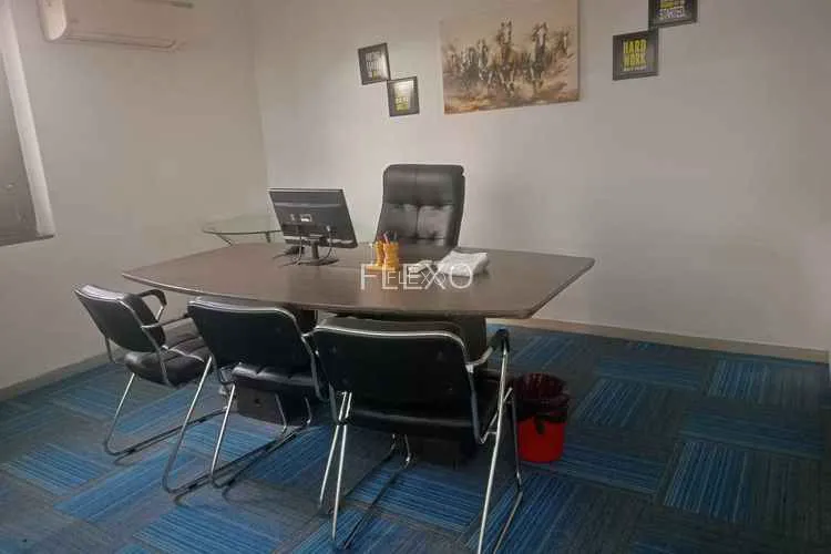 raheja plaza ghatkopar private office 2439_977386.webp