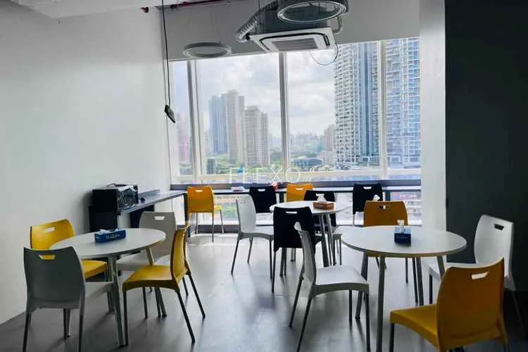 marathon futurex lower parel private office 2450_927002.webp