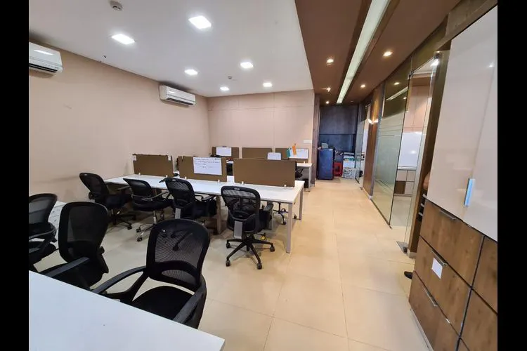satara plaza vashi private office 2485_311431.webp