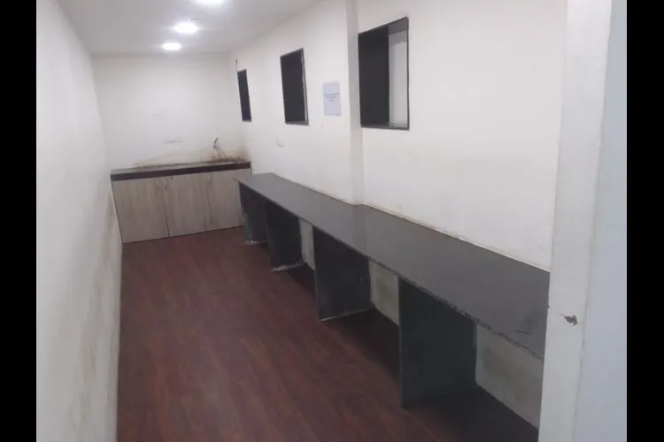 premier house it park m.i.d.c. andheri east private office 2500_720494.webp