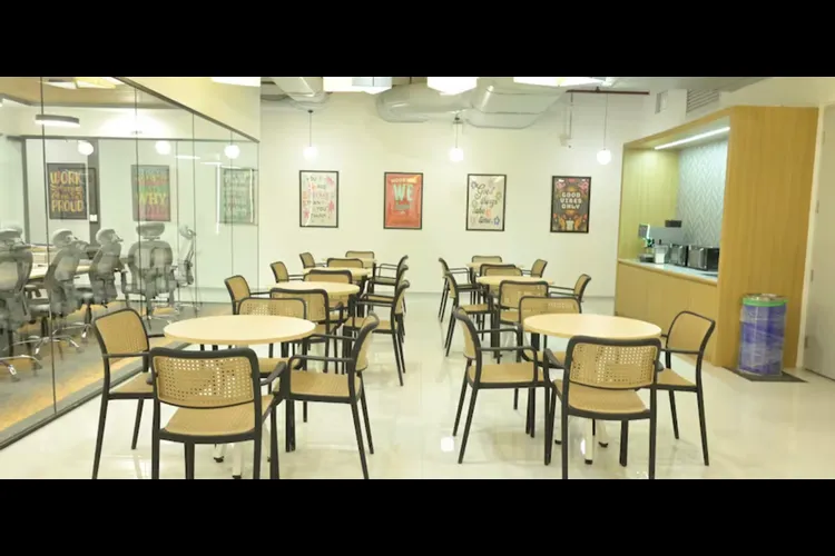 innov8 lower parel coworking space 2513_440995.webp