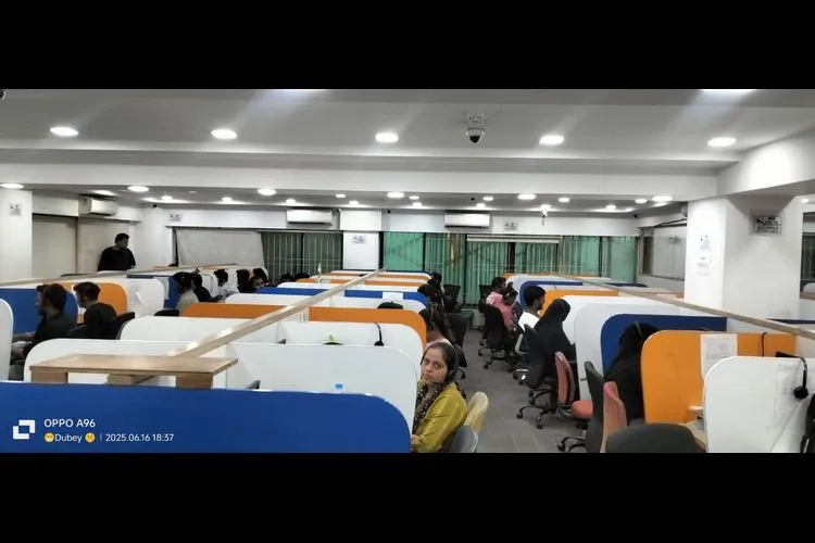 oberoi gardens chandivali road , andheri east mumbai private office 2527_792453.webp