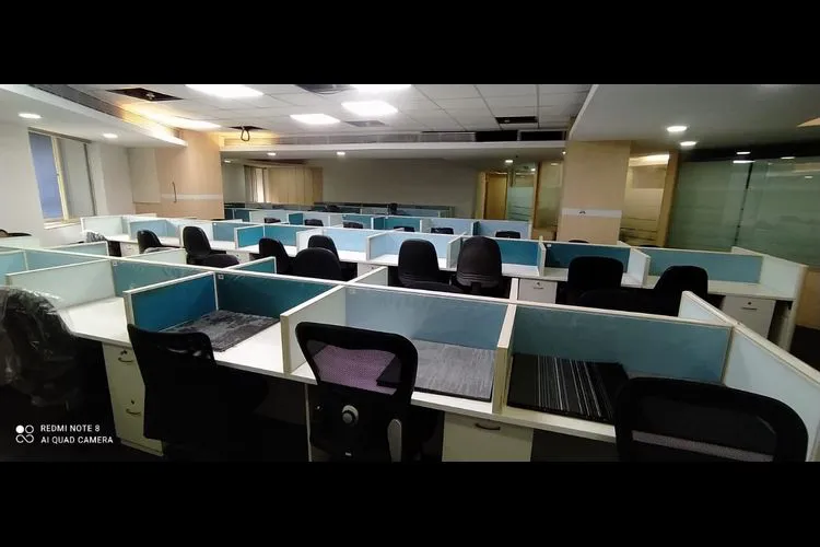 ackruti trade centre andheri east private office 2547_853222.webp