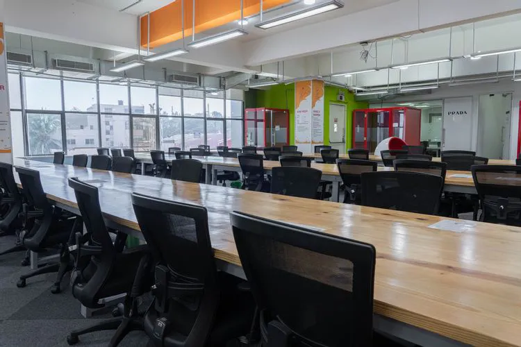 bhive salapuria premia hsr layout coworking space 2554_881550.webp