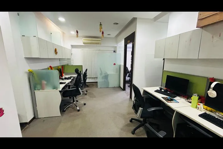 sattelite tower goregoan east private office 2561_822047.webp