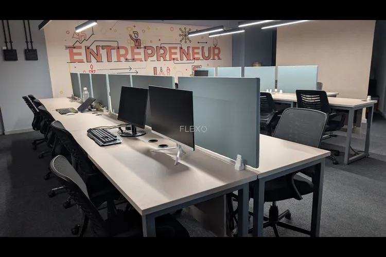 dedicated desk cozone co-working space cozone co-working space coworking space 2571_459596.webp