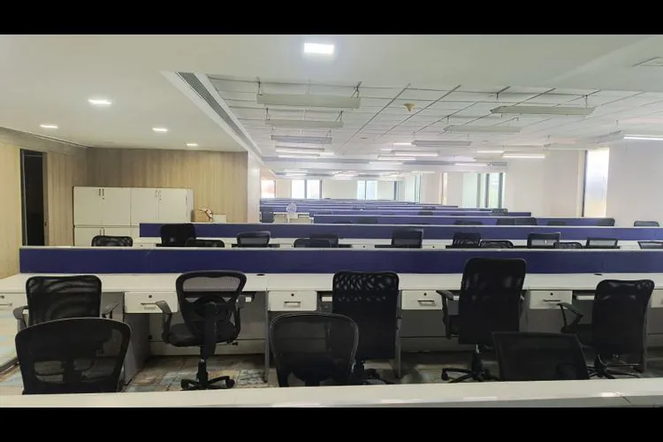 raheja plaza ghatkopar west private office 2603_402751.webp