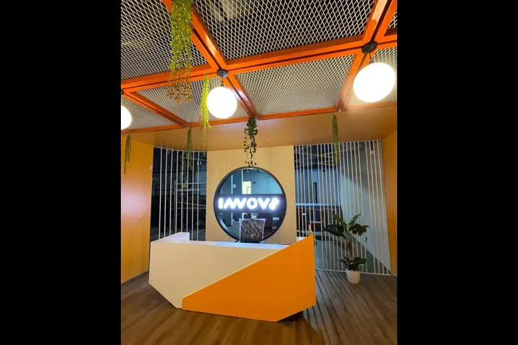 innov8 perungudi coworking space 2613_807917.webp