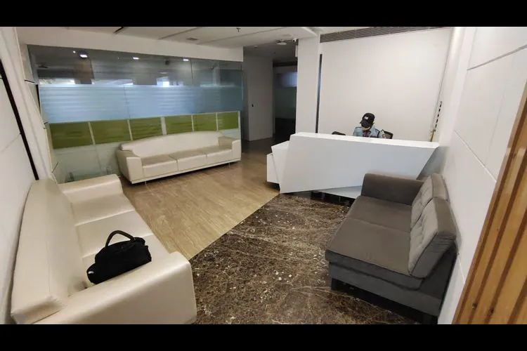 grand palladium santacruz east private office 2615_285753.webp