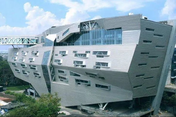 grand palladium santacruz east private office 2615_530521.webp