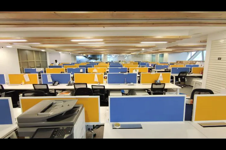 grand palladium santacruz east private office 2615_606640.webp