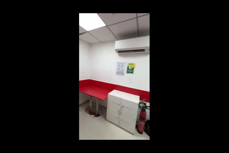 marathon futurex  lower pare; private office 2619_533575.webp