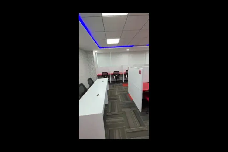 marathon futurex  lower pare; private office 2619_760684.webp