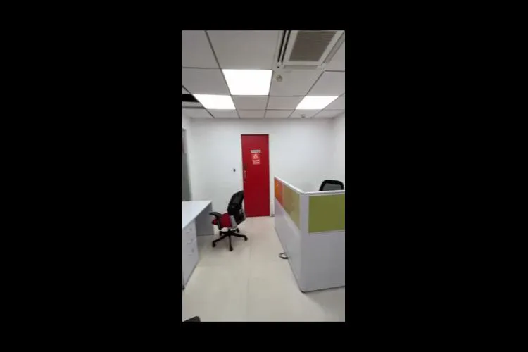 marathon futurex  lower pare; private office 2619_977468.webp