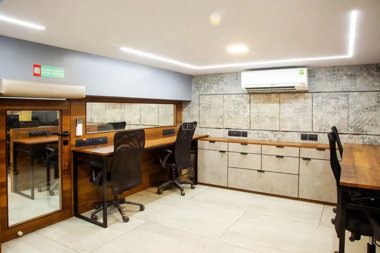 recreate spaces andheri west coworking space 2622_771350.webp