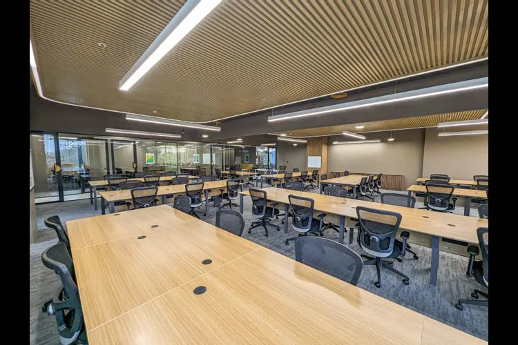 the circle.work jasola vihar coworking space 2631_311638.webp