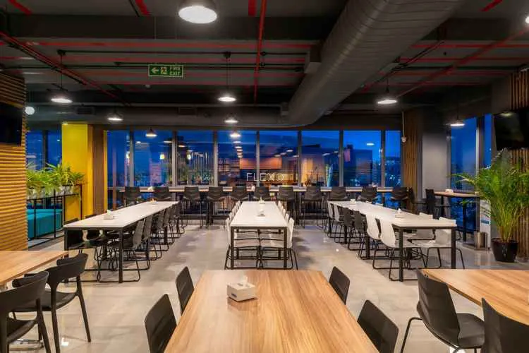 smartworks magarpatta coworking space 269_393439.webp