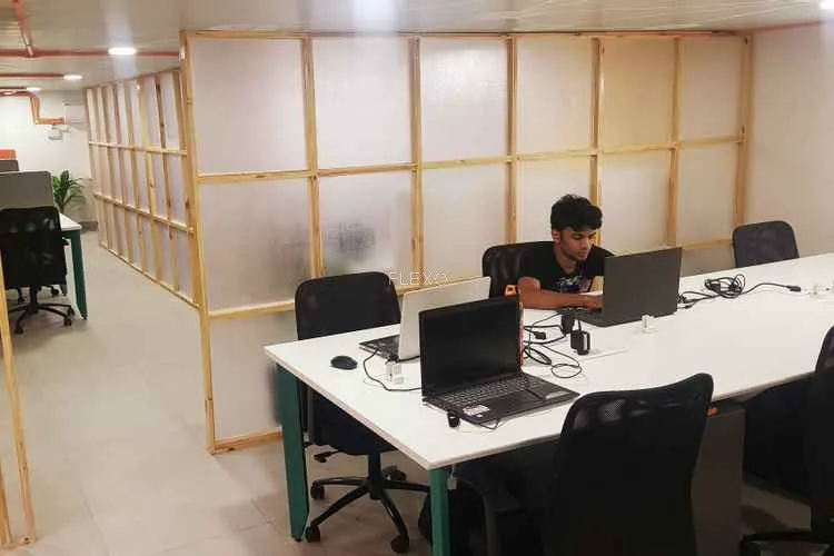 av8 workspaces erandwane coworking space 344_585143.webp