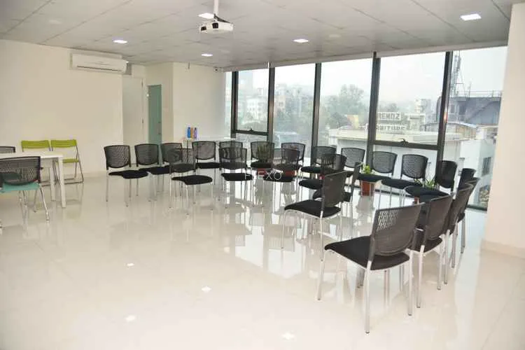 infinity vista kondhwa kondhwa coworking space 350_848942.webp