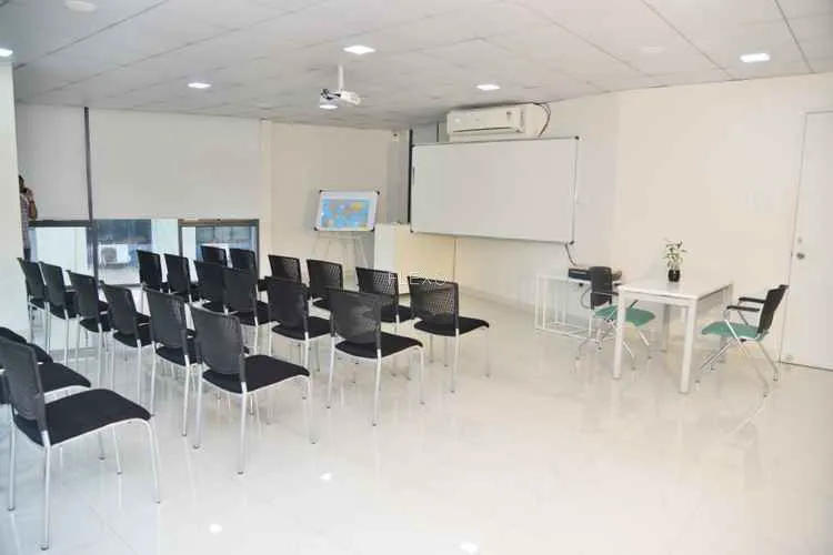 infinity vista kondhwa kondhwa coworking space 350_989694.webp