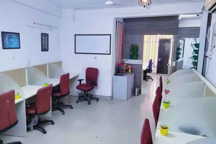 team cowork saidullajab coworking space 449_731361.webp