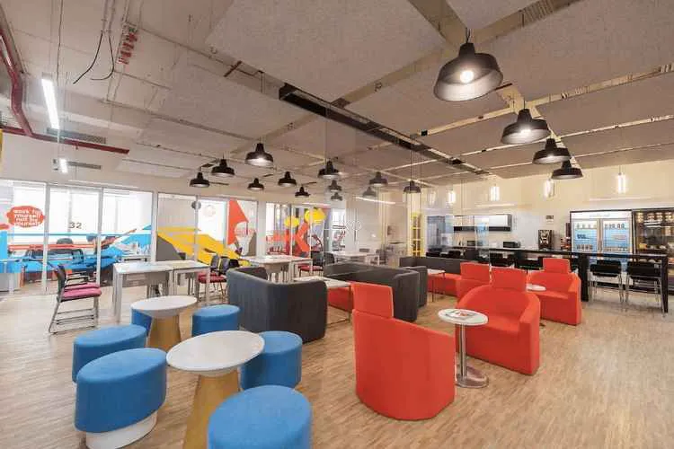 awfis outer ring road coworking space 494_245824.webp