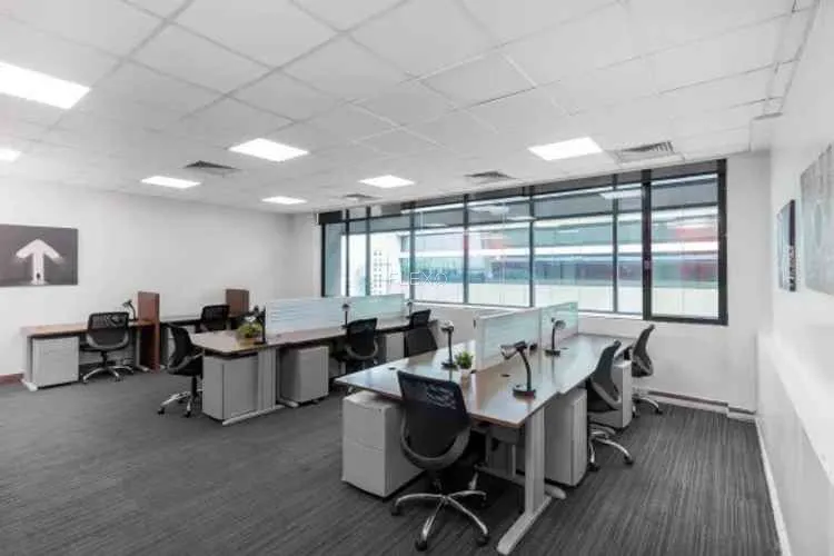 regus hadapsar coworking space 661_111060.webp