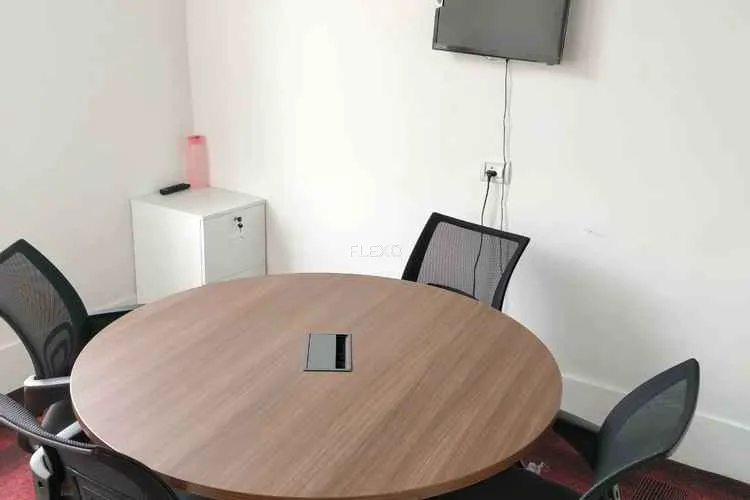the watsons education residency road residency road coworking space 952_140198.webp