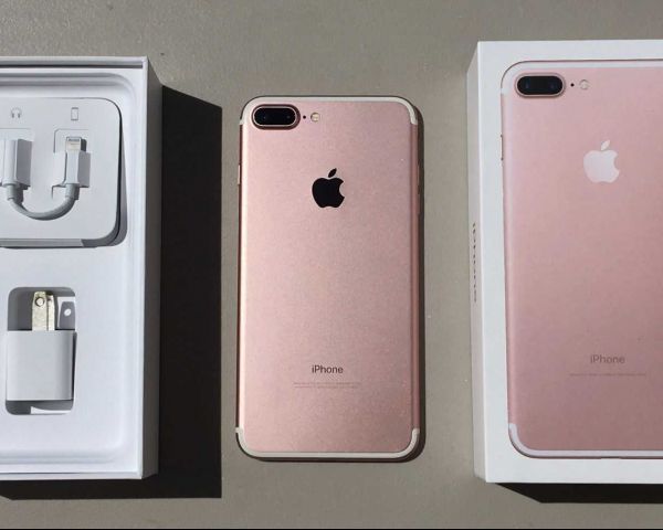 Pre-Owned Apple iPhone 7 Plus 256GB Unlocked GSM Smartphone Multi Colors  (Rose Gold/White) (Good)