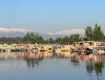 Grab the best Monsoon package for Kashmir family package.