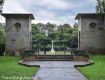 commemorates the memories of the British and Indian soldiers who died during the World War II.